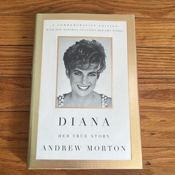 Princess Diana Books Set of 3 - Picture 2 of 4